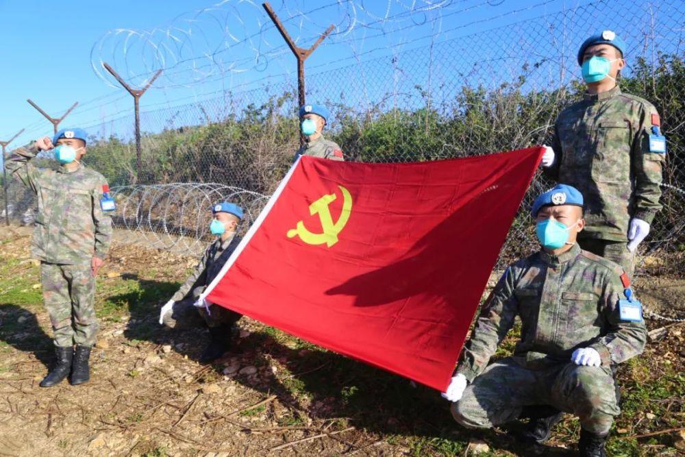 逃离蓝色之林